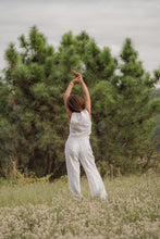 Load image into Gallery viewer, White Linen Vest