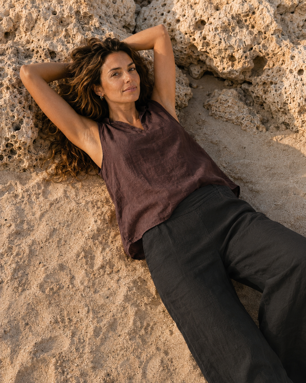 Sleeveless Linen Blouse - Brown